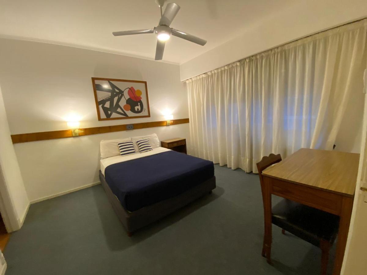 Wanna La Plata Hostel Екстериор снимка