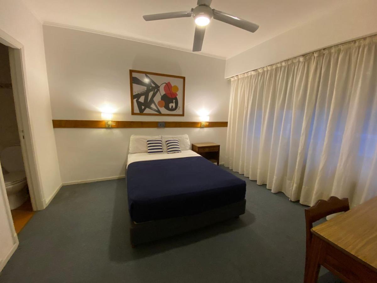 Wanna La Plata Hostel Екстериор снимка